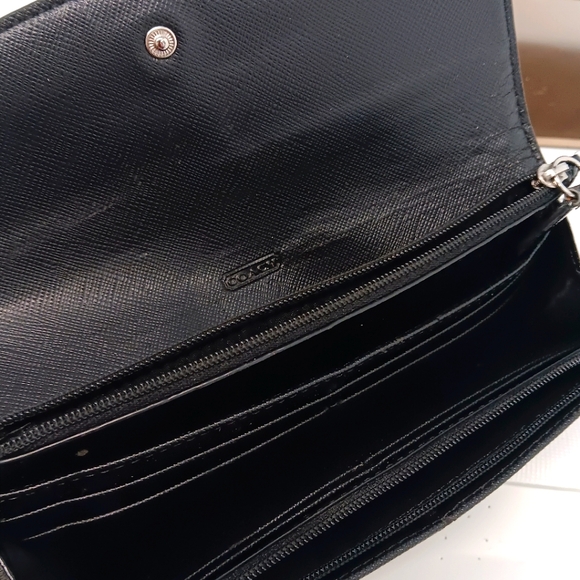 Coach Signature Monogram Stripe Canvas Devin Shoulder Bag w/ Peyton Wallet - Picture 14 of 16